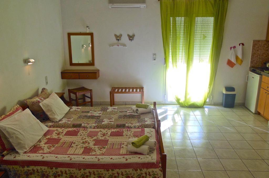 Irilena Apartments Stalida Quarto foto